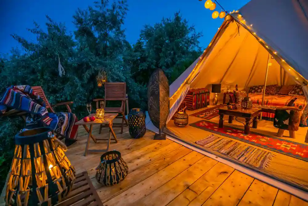 Evening view with Indian glamping tent.